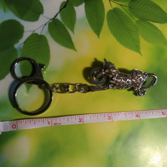 EFFY leopard cheetah keychain NWOT - Picture 3 of 4